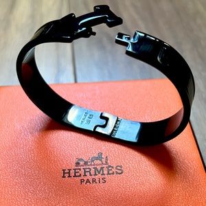 Hermes Clic Clak - GM ( 19cm ) Matt Black ( new edition )